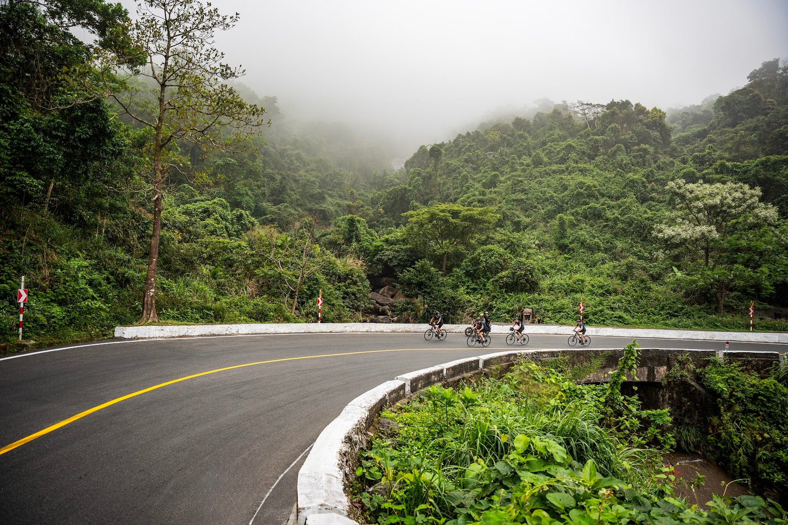 Thailand Cycling To Laos and Vietnam 21 Days